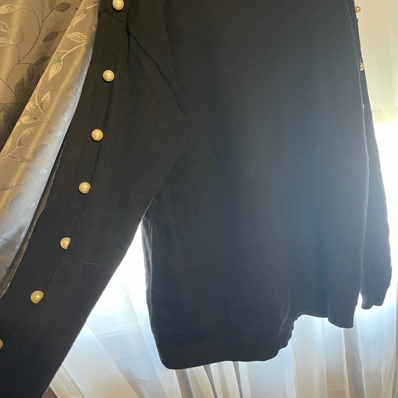 Long Sleeve Pearl Sweater - Picture 2 of 5